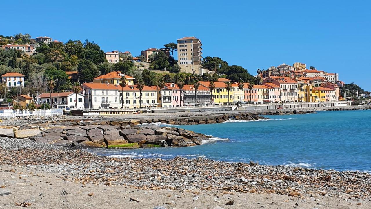 Apartamento Borgo Prino Imperia Exterior foto